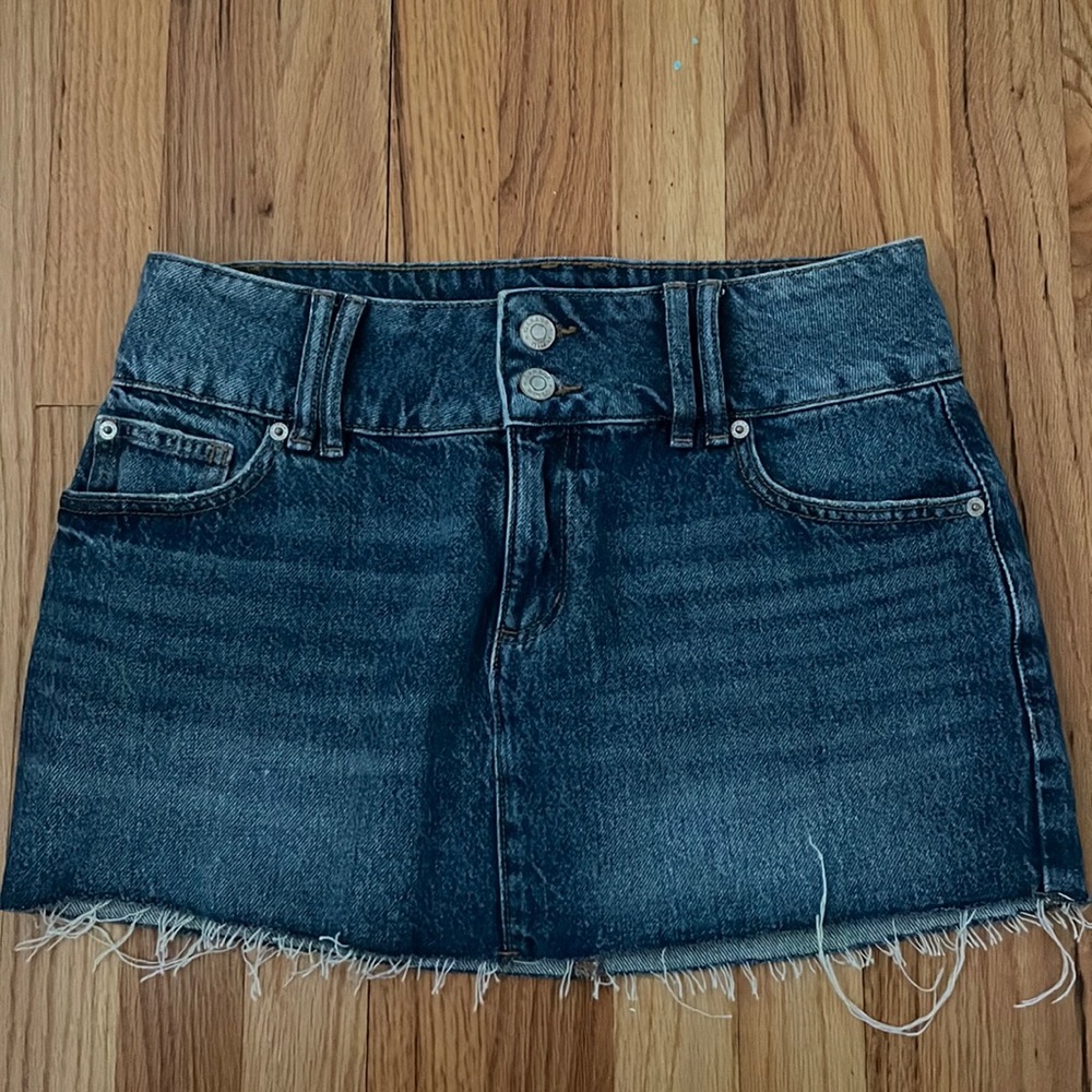 Garage denim mini skirt size small
